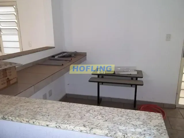 Prédio com 140m², para alugar, no bairro Centro em Rio Claro