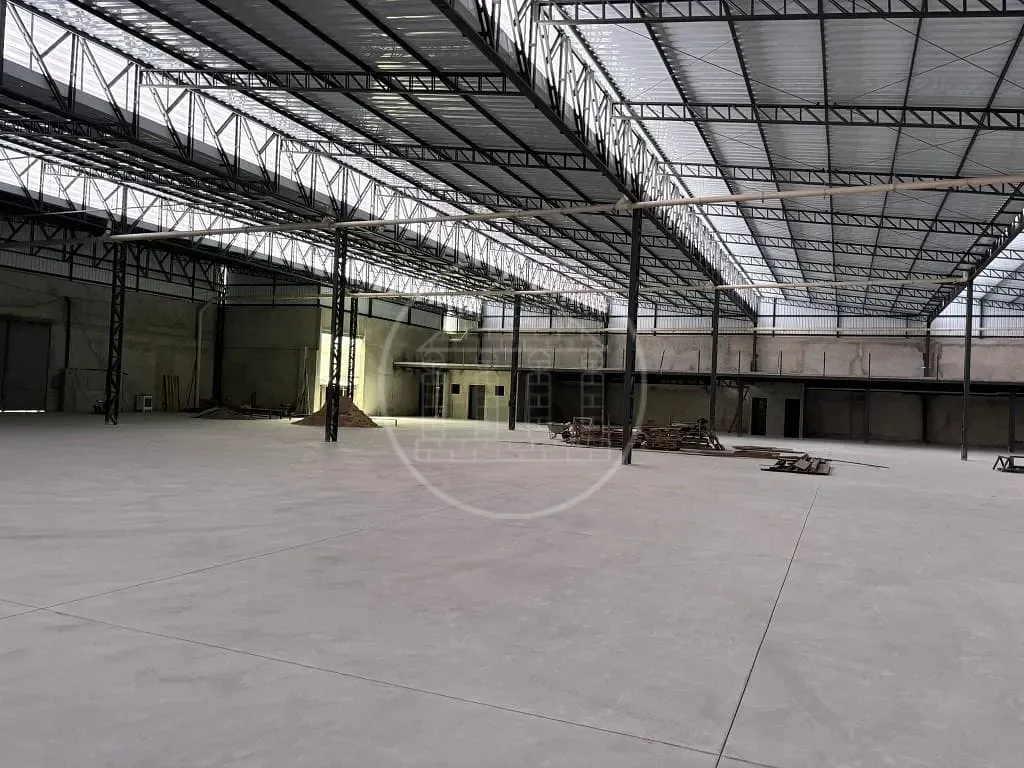 Prédio Inteiro, 3300 m² - Foto 1