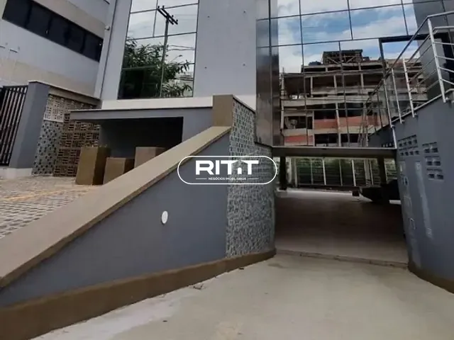 Prédio com 1140m², para alugar, no bairro Loteamento Alphaville Campinas em Campinas