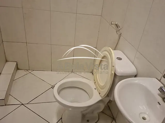 Prédio com 850m², para alugar, no bairro Portal D'Oeste em Osasco