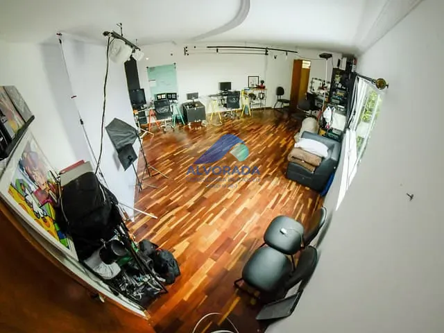 Prédio com 984m², à venda ou para alugar, no bairro Centro em São José dos Campos