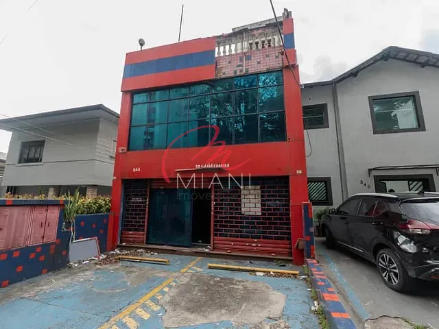 Prédio à venda ou para alugar, no bairro Chácara Santo Antônio (Zona Sul) em São Paulo