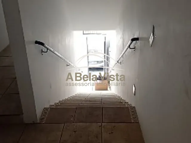 Prédio para alugar, no bairro km 18 em Osasco
