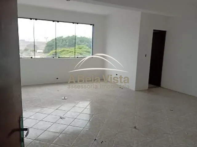 Prédio para alugar, no bairro km 18 em Osasco