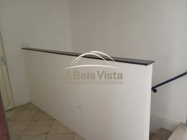 Prédio para alugar, no bairro km 18 em Osasco