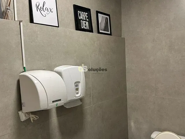 Prédio à venda, no bairro Pinheiros em São Paulo