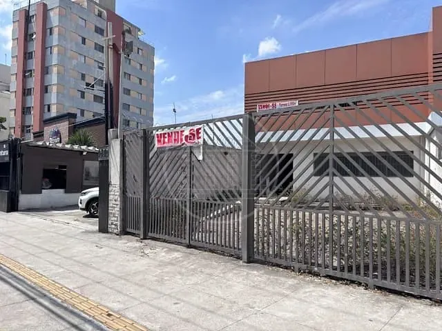 Prédio com 700m², à venda, no bairro Vila Monumento em São Paulo