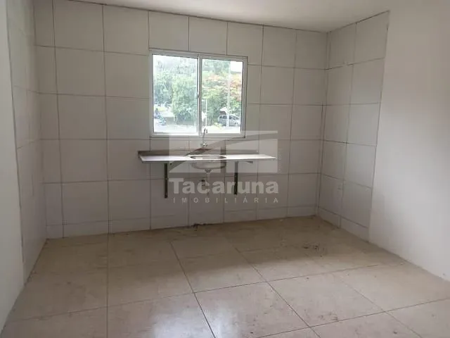 Prédio com 620m², para alugar, no bairro Timbí em Camaragibe