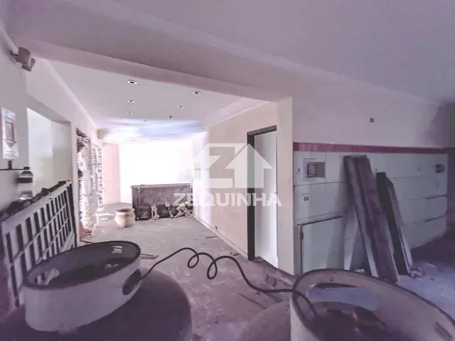 Prédio com 540m², para alugar, no bairro Vila Campesina em Osasco