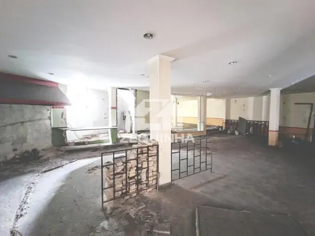 Prédio com 540m², para alugar, no bairro Vila Campesina em Osasco