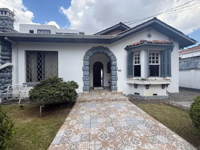 Prédio para alugar, no bairro Centro em Curitiba