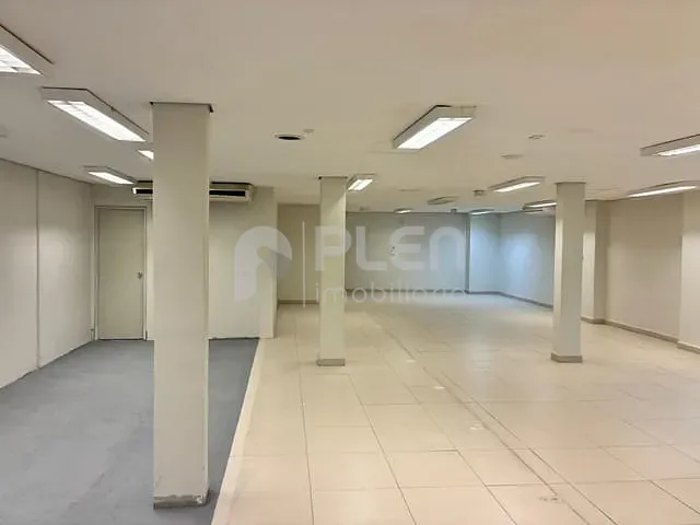 Prédio para alugar, no bairro Vila Perus em São Paulo