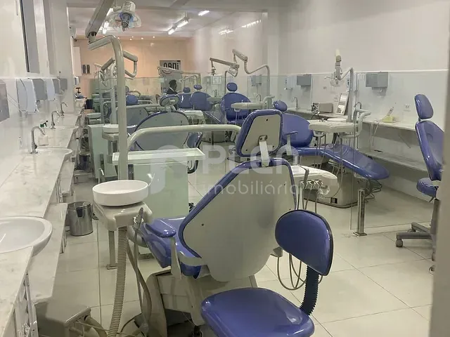 Prédio à venda ou para alugar, no bairro Santana em São Paulo
