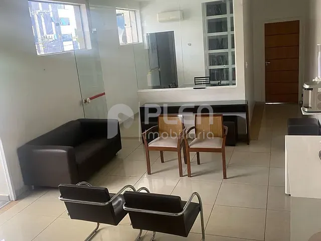 Prédio à venda ou para alugar, no bairro Santana em São Paulo