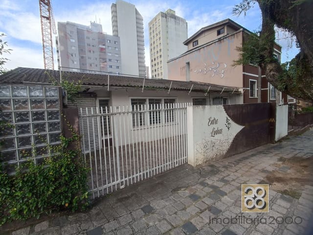 Prédio para alugar, no bairro Alto Da Gloria em Curitiba