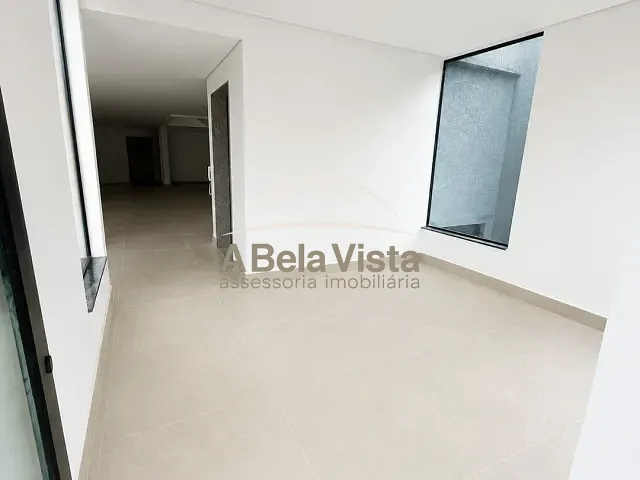Prédio com 250m², para alugar, no bairro Vila Campesina em Osasco
