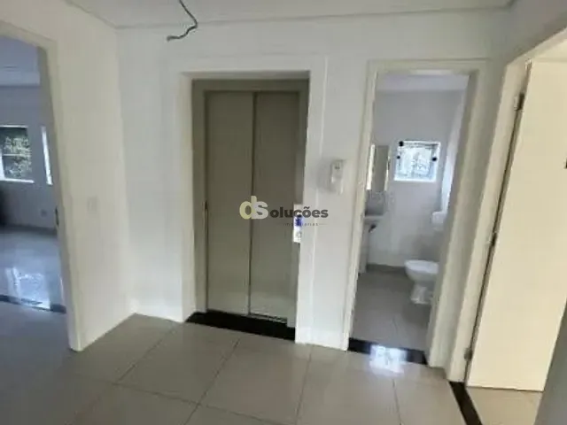 Prédio para alugar, no bairro Sumaré em São Paulo