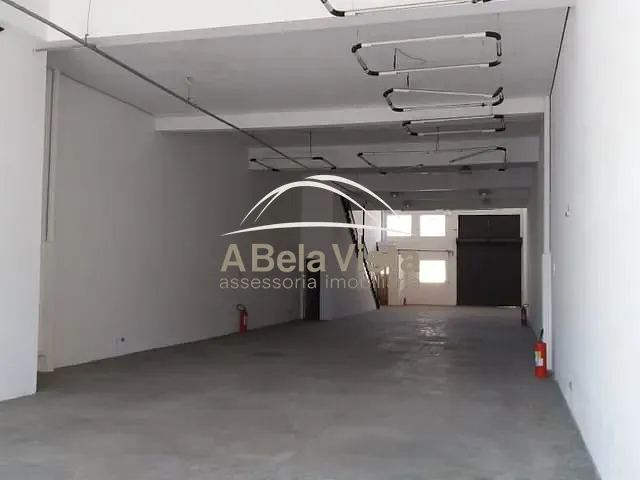 Prédio com 950m², para alugar, no bairro Alphaville Industrial em Barueri