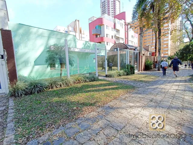 Prédio para alugar, no bairro Bigorrilho em Curitiba