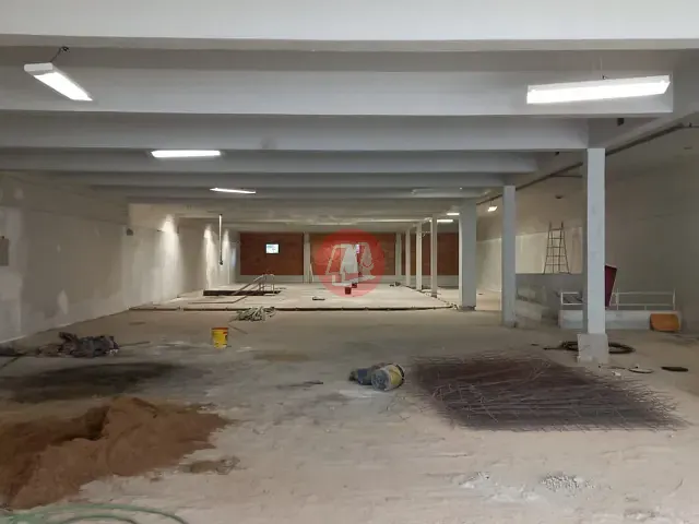 Prédio com 2275m², para alugar, no bairro Independência em Porto Alegre