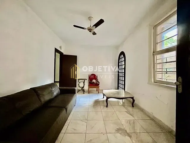 Prédio para alugar, no bairro Farroupilha em Porto Alegre