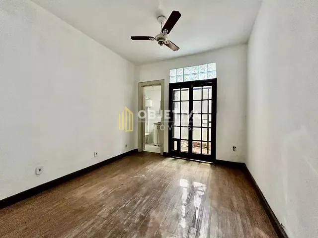Prédio para alugar, no bairro Farroupilha em Porto Alegre
