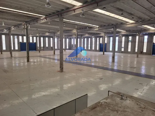 Prédio com 21100m², para alugar, no bairro Palmeiras de São José em São José dos Campos