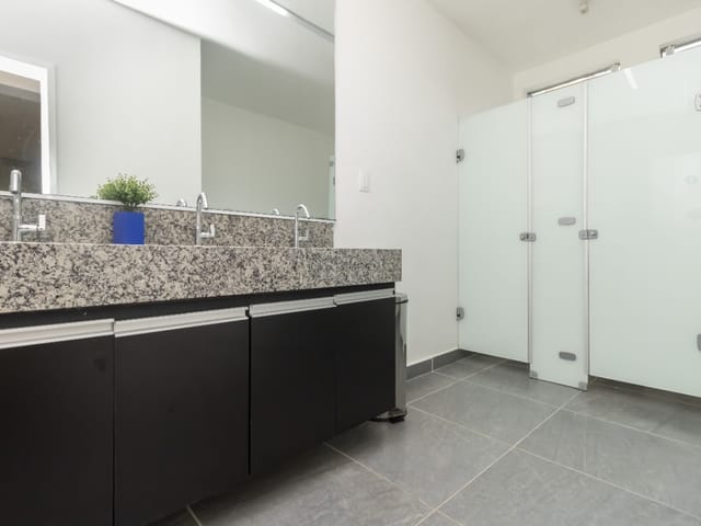 Prédio com 428m², à venda, no bairro Vila Andrade em São Paulo