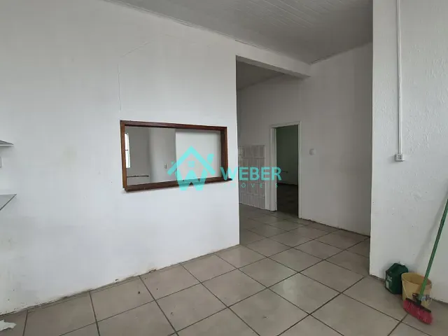 Casa 1 quarto e 1 banheiro, para alugar, no bairro Boa Vista em Novo Hamburgo