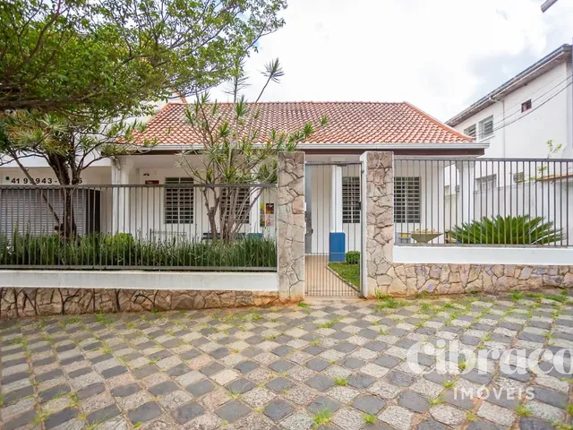 Prédio com 1136m², à venda, no bairro São Francisco em Curitiba