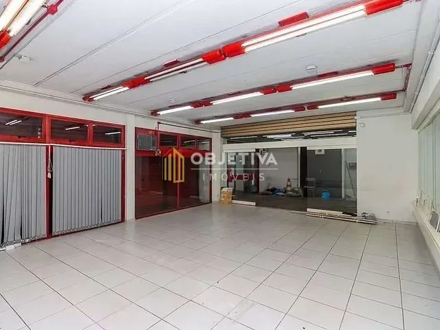 Prédio para alugar, no bairro Rio Branco em Porto Alegre