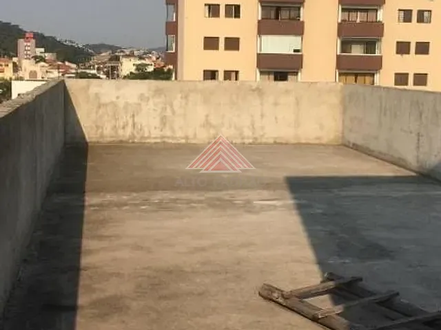 Prédio com 1500m², para alugar, no bairro Vila Bocaina em Mauá