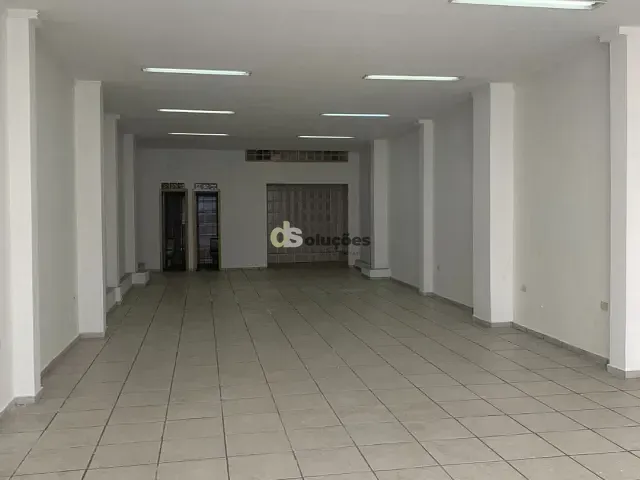 Prédio à venda, no bairro Imirim em São Paulo