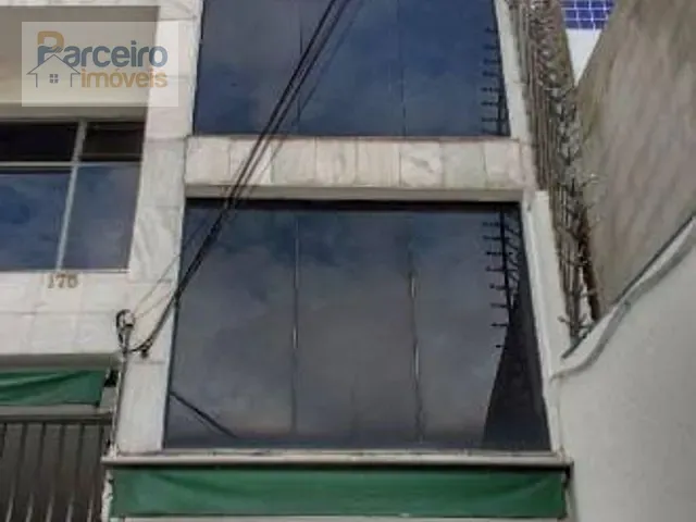 Prédio com 400m², à venda, no bairro Chácara Seis de Outubro em São Paulo