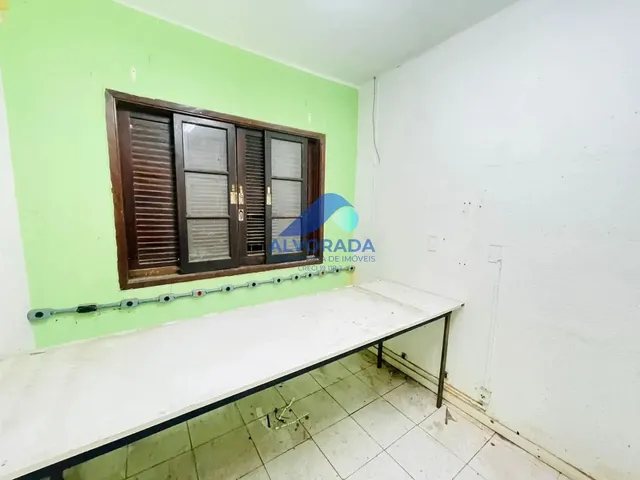 Prédio com 220m² 1 quarto e 1 banheiro, para alugar, no bairro Vila Maria em São José Dos Campos