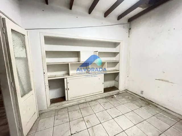 Prédio com 220m² 1 quarto e 1 banheiro, para alugar, no bairro Vila Maria em São José Dos Campos