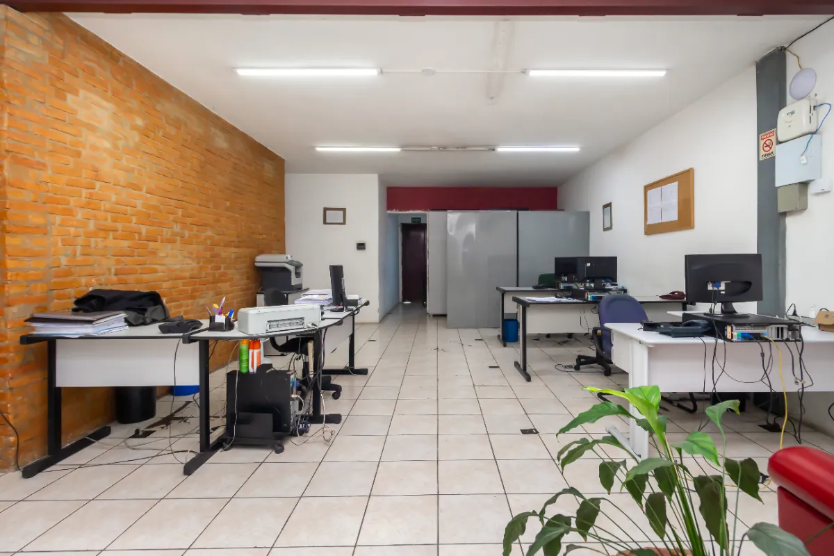 Casa comercial para venda em Instituto de Previdência, 327m²