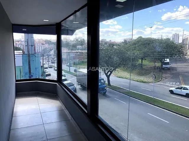 Prédio com 214m², à venda, no bairro Jardim Emília em Sorocaba