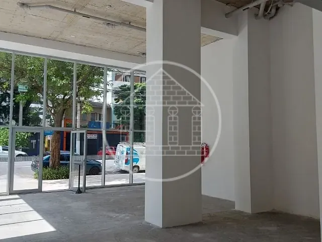 Prédio com 240m², à venda, no bairro Pinheiros em São Paulo