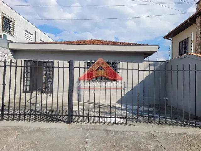 Prédio com 300m² 3 quartos e 2 banheiros, para alugar, no bairro Vila Industrial em São José Dos Campos