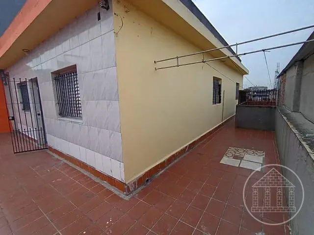 Prédio com 250m², à venda, no bairro Parque Brasil em São Paulo