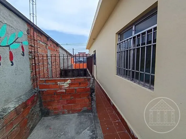 Prédio com 250m², à venda, no bairro Parque Brasil em São Paulo