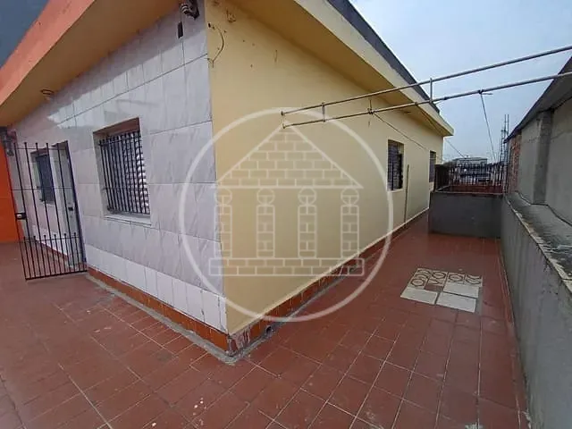 Prédio com 250m², à venda, no bairro Parque Brasil em São Paulo