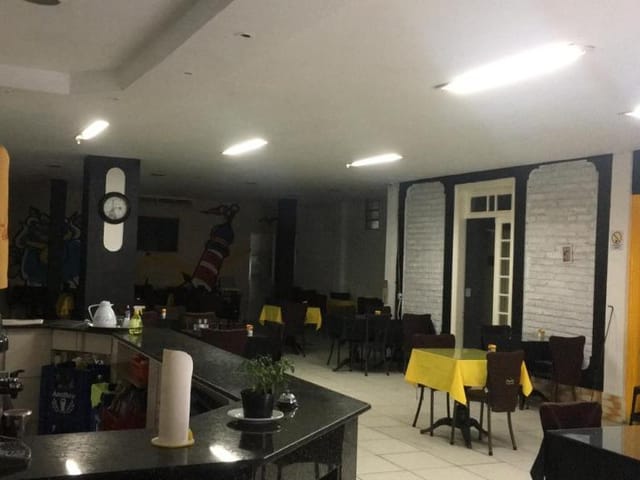 Prédio com 250m², para alugar, no bairro Centro em Pelotas