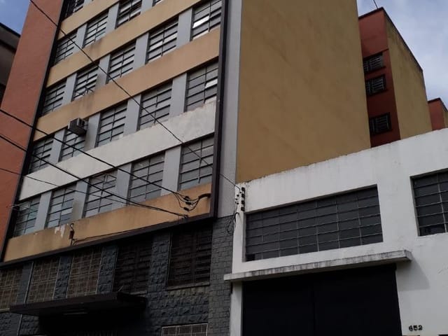 Prédio com 5800m², para alugar, no bairro Quarta Parada em São Paulo