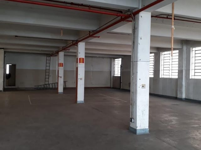 Prédio com 5800m², para alugar, no bairro Quarta Parada em São Paulo