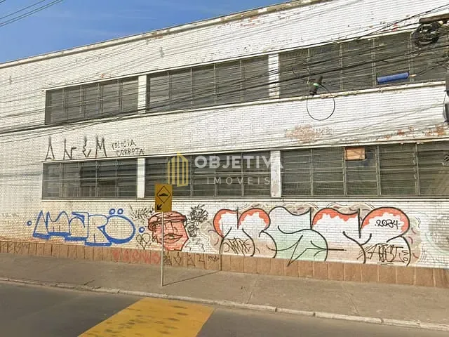 Prédio para alugar, no bairro Floresta em Porto Alegre