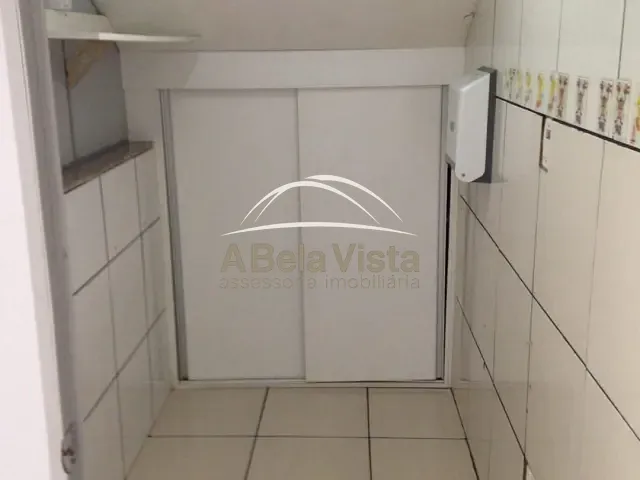 Prédio com 310m², à venda, no bairro Metalúrgicos em Osasco