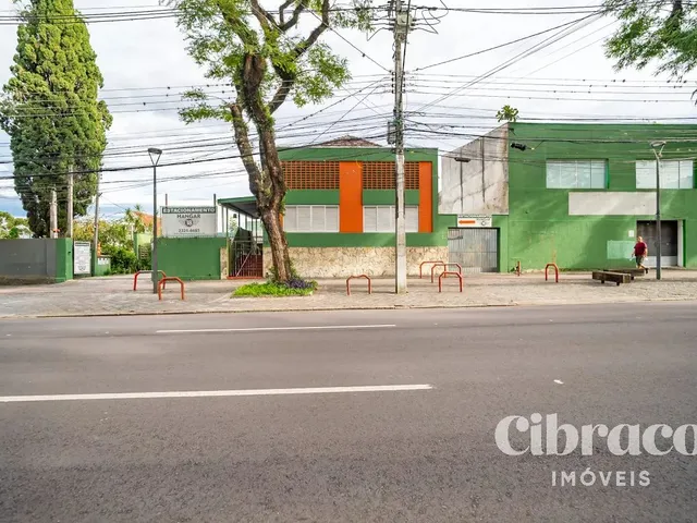 Prédio para alugar, no bairro Rebouças em Curitiba