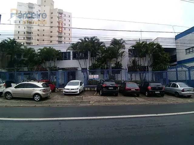 Galpão / Barracão com 2000m², à venda, no bairro Engenheiro Goulart em São Paulo